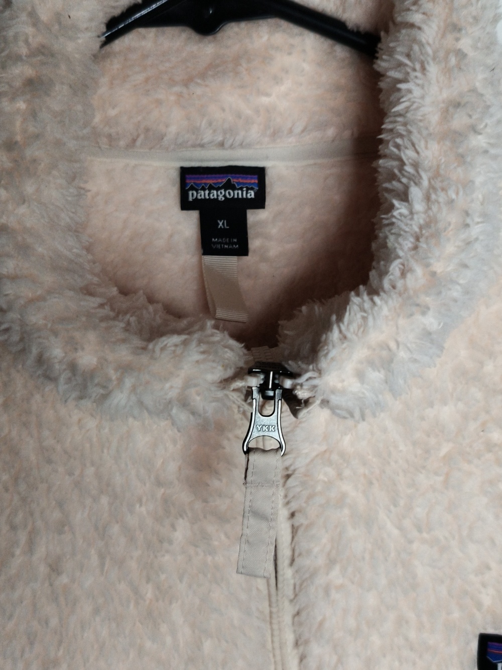 Patagonia Woman's 1/4 Zip Light Pink Fleece Pullover - Picture 2 of 9